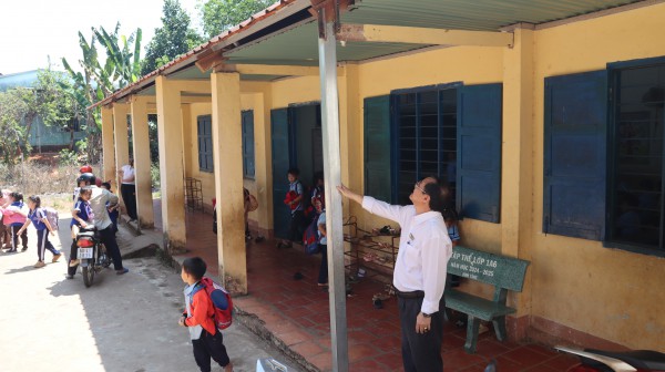 Sau phản ánh của Thanh Niên, Đồng Nai chi 11,5 tỉ sửa trường học xuống cấp trong vùng quy hoạch bô xít Sau phản ánh của Thanh Niên, Đồng Nai chi 11,5 tỉ sửa trường học xuống cấp trong vùng quy hoạch bô xít