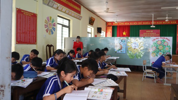 Sau phản ánh của Thanh Niên, Đồng Nai chi 11,5 tỉ sửa trường học xuống cấp trong vùng quy hoạch bô xít Sau phản ánh của Thanh Niên, Đồng Nai chi 11,5 tỉ sửa trường học xuống cấp trong vùng quy hoạch bô xít