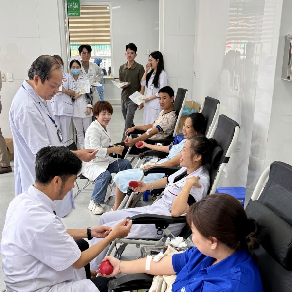 Sở Y tế Lâm Đồng nói gì về việc dừng tuyển dụng 738 viên chức?