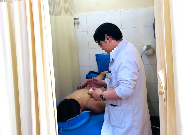 Sở Y tế TP.HCM: Tuyệt đối không hợp thức hóa hồ sơ thực hành khám chữa bệnh Sở Y tế TP.HCM: Tuyệt đối không hợp thức hóa hồ sơ thực hành khám chữa bệnh