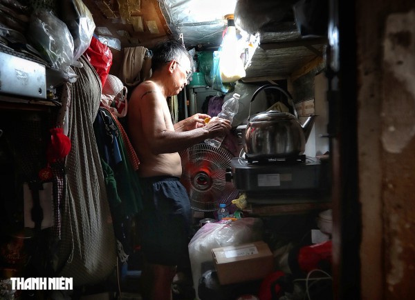 Sống trong nhà kho 2 - 3 mét vuông nơi cư xá Thanh Đa ở TP.HCM