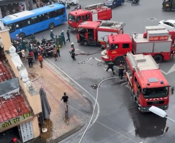 TP.HCM: Chập điện gây cháy ở chợ Thủ Đức