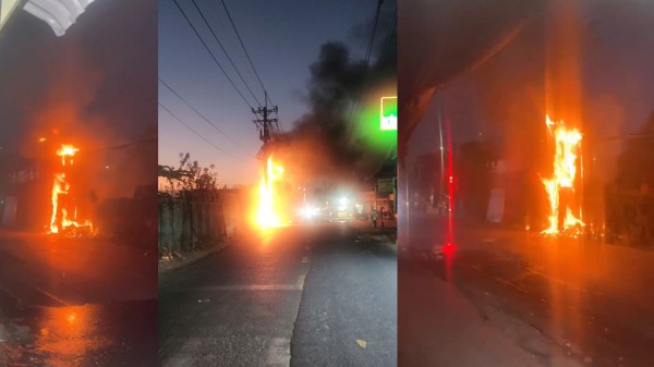 TP.HCM: Cháy trụ điện đường dây trung thế, nhiều nhà dân mất điện TP.HCM: Cháy trụ điện đường dây trung thế, nhiều nhà dân mất điện