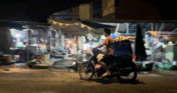 TP.HCM: Công an bắt quả tang lò mổ heo lậu, hoạt động sát nghĩa trang TP.HCM: Công an bắt quả tang lò mổ heo lậu, hoạt động sát nghĩa trang