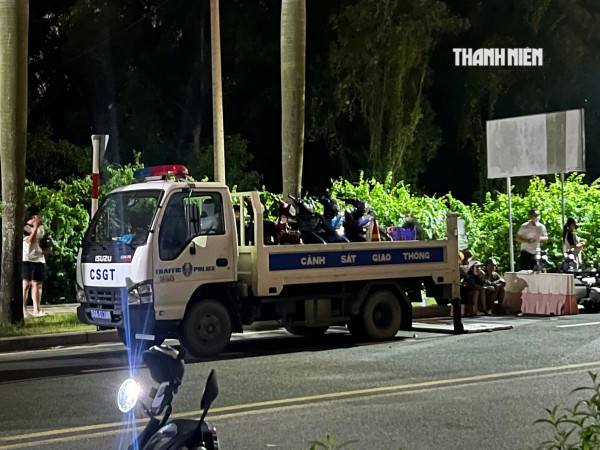 TP.HCM: Hơn chục xe độ trong khu đô thị Sala bị 'tóm' gọn TP.HCM: Hơn chục xe độ trong khu đô thị Sala bị 'tóm' gọn