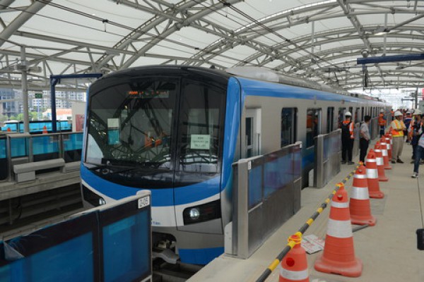 TPHCM: Metro Bến Thành – Suối Tiên lần đầu tiên chạy thử toàn tuyến