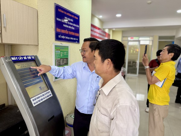 TP.HCM: Người dân hài lòng sau 10 ngày vận hành chính quyền địa phương 2 cấp TP.HCM: Người dân hài lòng sau 10 ngày vận hành chính quyền địa phương 2 cấp