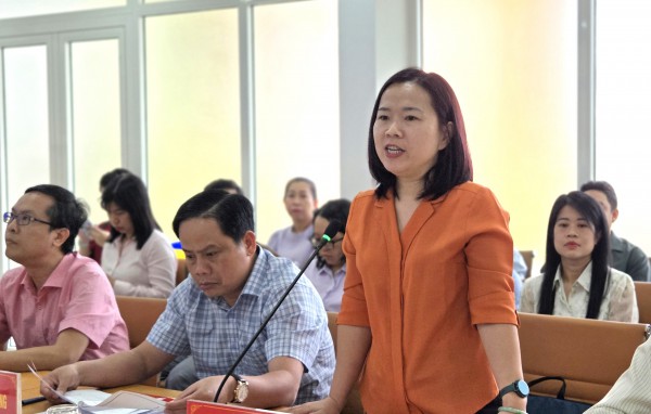 TP.HCM: Phường Bình Phú 'bắt tay' MobiFone, ứng dụng AI thúc đẩy chính quyền số TP.HCM: Phường Bình Phú 'bắt tay' MobiFone, ứng dụng AI thúc đẩy chính quyền số