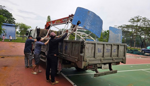 TP.HCM: Phường Bình Tân tháo dỡ sân tennis 2.800 m2 để làm nơi sinh hoạt cộng đồng TP.HCM: Phường Bình Tân tháo dỡ sân tennis 2.800 m2 để làm nơi sinh hoạt cộng đồng