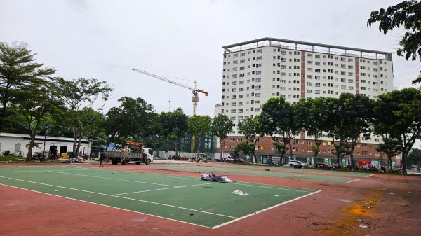 TP.HCM: Phường Bình Tân tháo dỡ sân tennis 2.800 m2 để làm nơi sinh hoạt cộng đồng TP.HCM: Phường Bình Tân tháo dỡ sân tennis 2.800 m2 để làm nơi sinh hoạt cộng đồng
