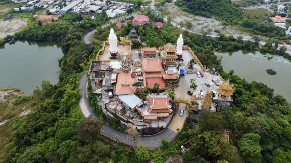 TP.HCM: Phường Đông Hòa có ngôi chùa cổ 413 năm tuổi nằm chót vót trên đỉnh núi TP.HCM: Phường Đông Hòa có ngôi chùa cổ 413 năm tuổi nằm chót vót trên đỉnh núi