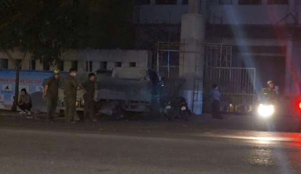 TP.HCM: Sập giàn giáo, nam công nhân tử vong ở nhà tập luyện Phú Thọ