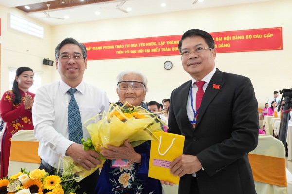 TP.HCM: Xã Bình Chánh muốn đạt tiêu chuẩn phường 5 năm tới TP.HCM: Xã Bình Chánh muốn đạt tiêu chuẩn phường 5 năm tới