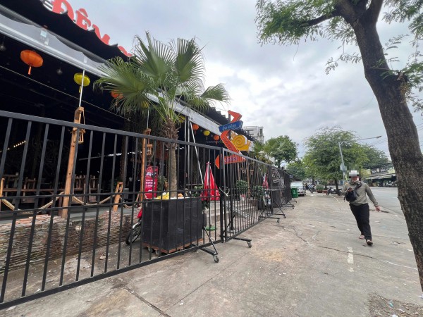 TP.HCM: Ẩu đả lúc ăn nhậu, nhiều người bị thương TP.HCM: Ẩu đả lúc ăn nhậu, nhiều người bị thương