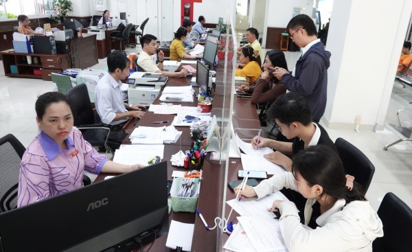TP.HCM đề xuất mô hình công sở thông minh, chuyển từ 'chấm công' sang 'chấm kết quả'