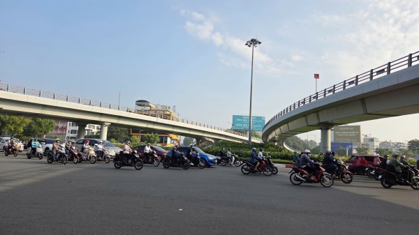 TP.HCM dự kiến xây thêm 9 cầu vượt thép năm 2026 để giảm kẹt xe