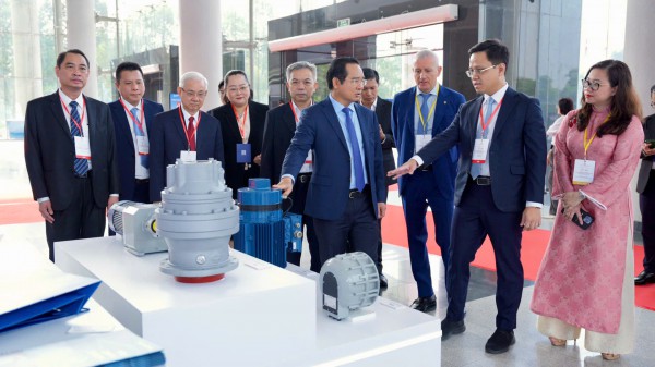 TP.HCM hướng tới vị thế siêu đô thị quốc tế của ASEAN TP.HCM hướng tới vị thế siêu đô thị quốc tế của ASEAN