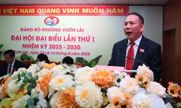 TP.HCM: Ông Lâm Hùng Tấn làm Bí thư phường Vườn Lài TP.HCM: Ông Lâm Hùng Tấn làm Bí thư phường Vườn Lài