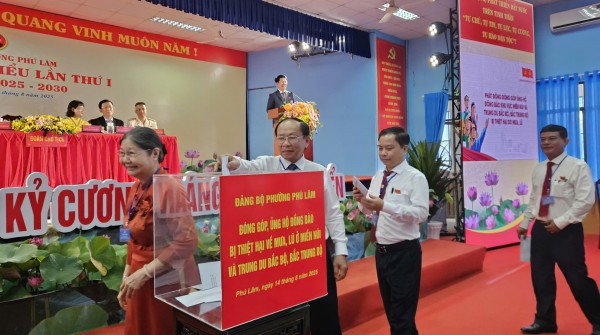 TP.HCM: Ông Lê Thanh Bình làm Bí thư phường Phú Lâm đông dân cư lao động