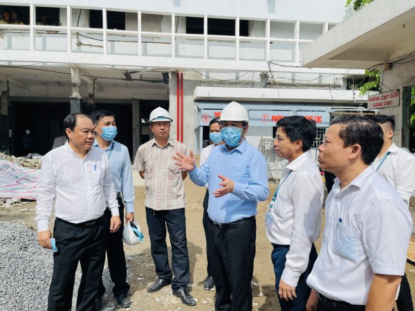TP.HCM tận dụng trụ sở, đất công dôi dư để giảm tải bệnh viện TP.HCM tận dụng trụ sở, đất công dôi dư để giảm tải bệnh viện