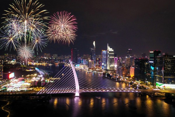 TP.HCM từ top 2 'giữ chân cư dân' đến mục tiêu top 100 thành phố đáng sống