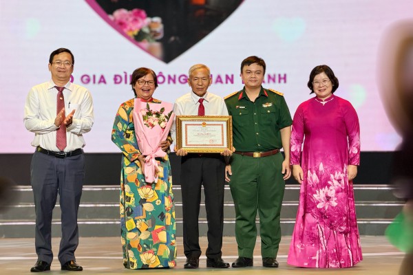 TP.HCM vinh danh 104 gia đình văn hóa - hạnh phúc tiêu biểu