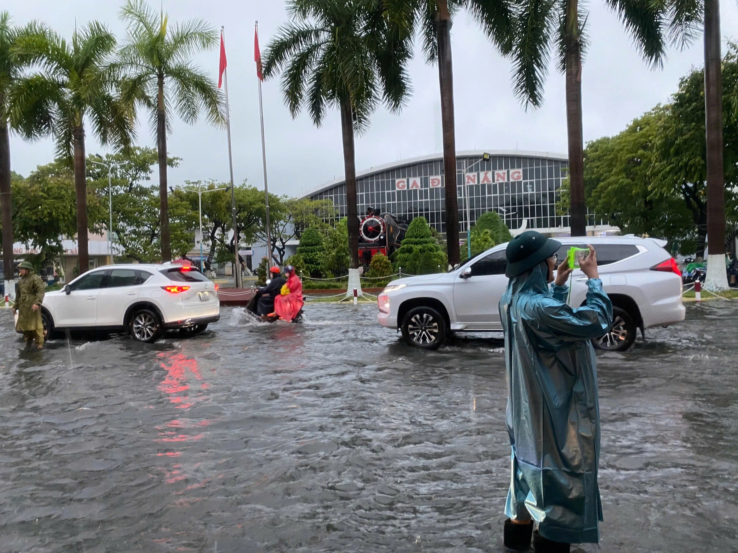 TP.Đà Nẵng: Mưa lớn kéo dài, chính quyền sẵn sàng phương án sơ tán người dân