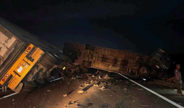 Tai nạn trên cao tốc Đà Nẵng – Quảng Ngãi khiến giao thông ùn tắc