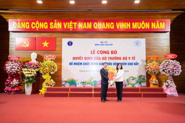 Tân Giám đốc Bệnh viện Chợ Rẫy 'chưa từng nghĩ một ngày mình trở thành bác sĩ'
