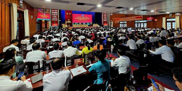 Tây Ninh: Đánh giá toàn diện, không dời trung tâm hành chính một cách cơ học Tây Ninh: Đánh giá toàn diện, không dời trung tâm hành chính một cách cơ học