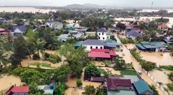 Thanh Hóa: Nước sông dâng cao, hàng ngàn nhà dân ngập lụt Thanh Hóa: Nước sông dâng cao, hàng ngàn nhà dân ngập lụt