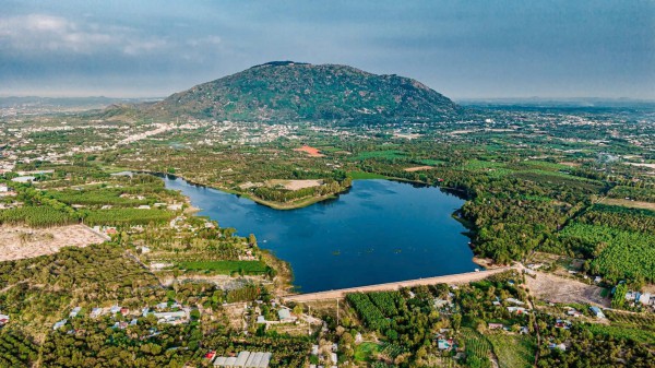 Thành lập 10 phường mới ở Đồng Nai: Xuân Lộc phát triển lợi thế ra sao? Thành lập 10 phường mới ở Đồng Nai: Xuân Lộc phát triển lợi thế ra sao?