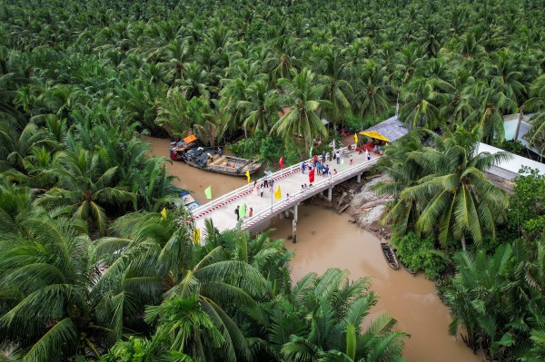 Thành phố ở Việt Nam: Bến Tre 'dừa ơi ta nhớ lắm nghe'