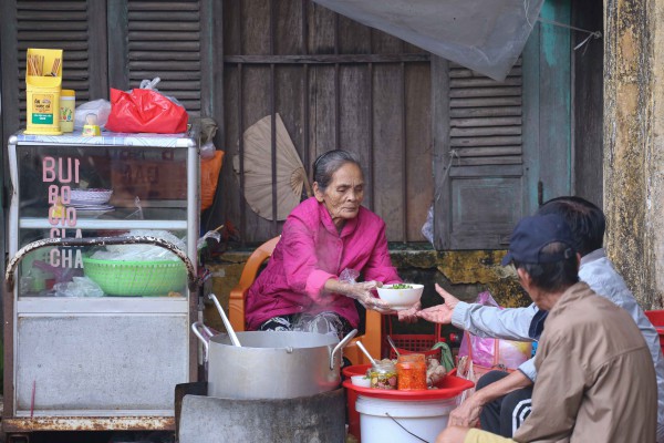 Thành phố ở Việt Nam: Huế dễ thương, Huế dịu dàng