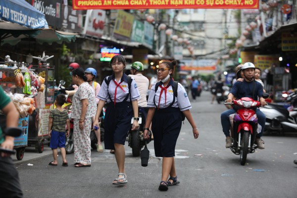 Thành phố ở Việt Nam: 'Sao ngày ấy mình chưa thương Sài Gòn đúng cỡ'