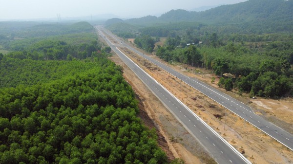 Thông đường vành đai 1.500 tỉ đồng, khai thác quỹ đất phát triển tây bắc Đà Nẵng