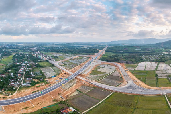 Thông xe 88 km cao tốc Quảng Ngãi - Hoài Nhơn từ 11 giờ 30 ngày 29.4
