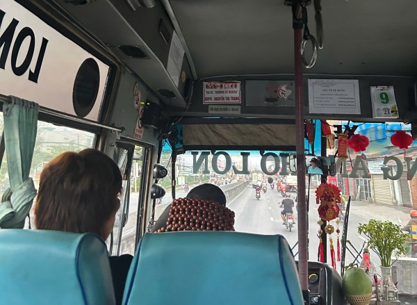 Thu 40.000 đồng/vé, tuyến xe buýt Tân An - Chợ Lớn bị 'tuýt còi' Thu 40.000 đồng/vé, tuyến xe buýt Tân An - Chợ Lớn bị 'tuýt còi'