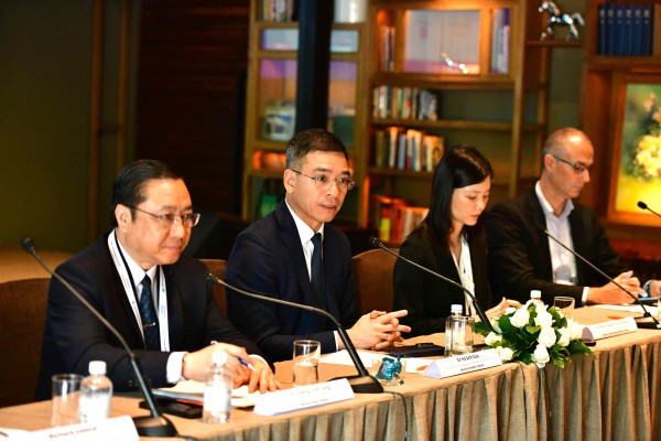 Thu thập dữ liệu, định danh 500.000 nhân viên y tế trên cả nước