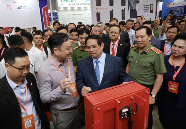 Thủ tướng: Phải hạn chế tối đa hậu quả cháy nổ, thiên tai Thủ tướng: Phải hạn chế tối đa hậu quả cháy nổ, thiên tai