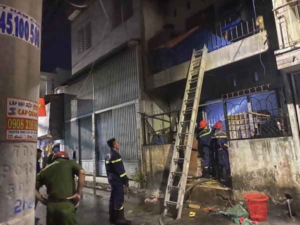 Tiền Giang: Cháy nhà tối mùng 5 tết, cả khu phố hoảng loạn