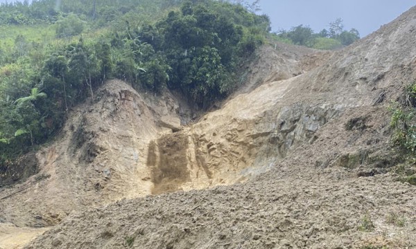 Tiếp cận được 5 thôn bị cô lập ở xã Ngọc Linh, Quảng Ngãi