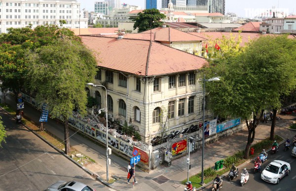 Tòa nhà 162 năm tuổi giữa trung tâm TP.HCM, cổ hơn nhà thờ Đức Bà