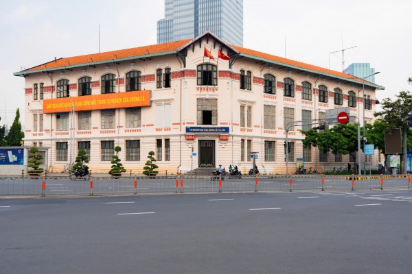 Tòa nhà cổ 111 năm tuổi gần chợ Bến Thành ở TP.HCM có gì đặc biệt? Tòa nhà cổ 111 năm tuổi gần chợ Bến Thành ở TP.HCM có gì đặc biệt?