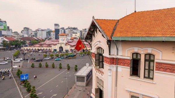 Tòa nhà cổ 111 năm tuổi gần chợ Bến Thành ở TP.HCM có gì đặc biệt? Tòa nhà cổ 111 năm tuổi gần chợ Bến Thành ở TP.HCM có gì đặc biệt?