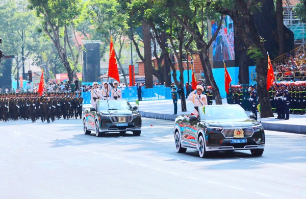 Toàn cảnh buổi tổng duyệt diễu binh, diễu hành ngày 27.4 ở TP.HCM