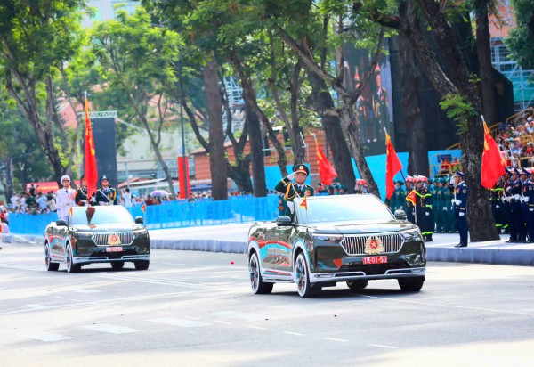 Toàn cảnh buổi tổng duyệt diễu binh, diễu hành ngày 27.4 ở TP.HCM