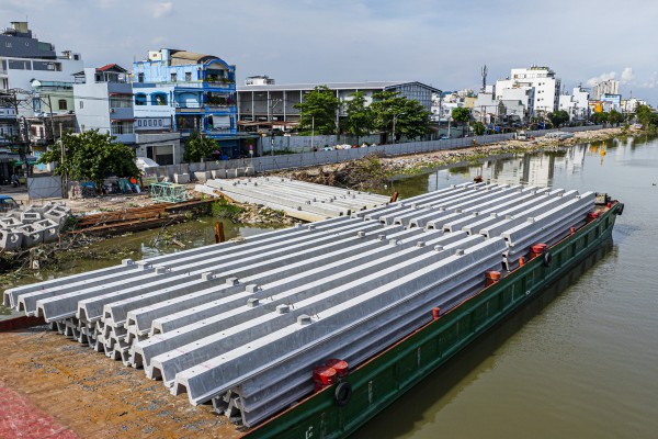 Toàn cảnh dự án bờ bắc kênh Đôi 7.300 tỉ ở TP.HCM sau 10 tháng thi công