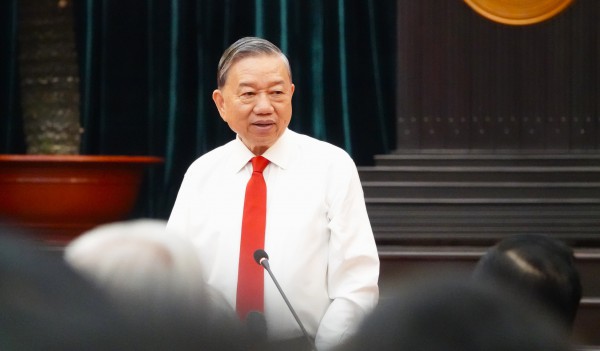 Tổng Bí thư: TP.HCM chăm lo người dân không chỉ dịp tết mà làm suốt năm