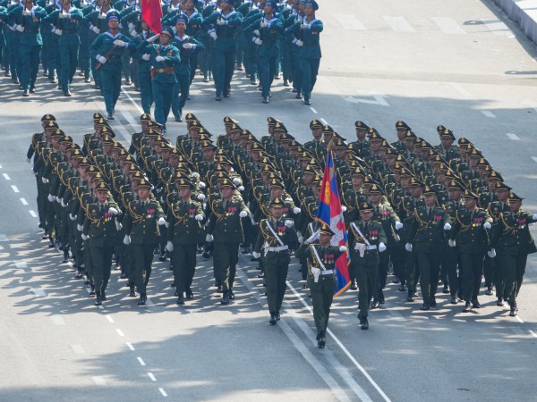 Tổng duyệt diễu binh 30.4 ở TP.HCM nhìn từ Dinh Độc Lập